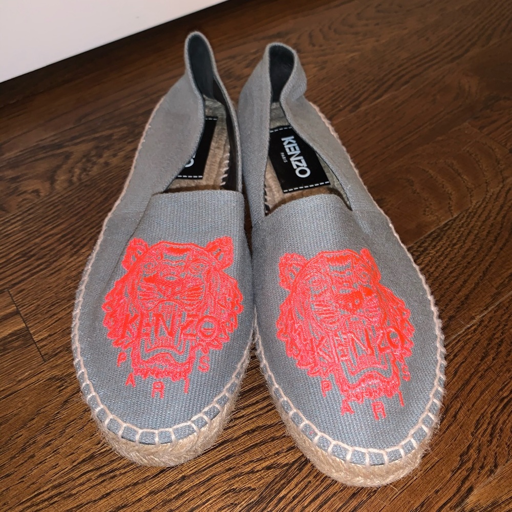 Kenzo gray espadrilles!